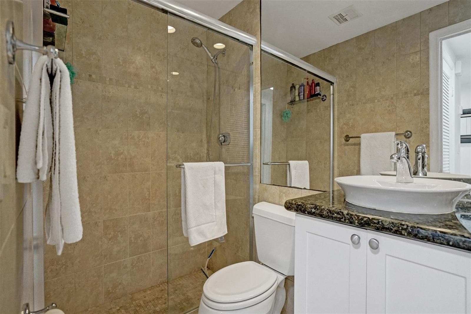 3333 NE 34th Street 1006 photo 15