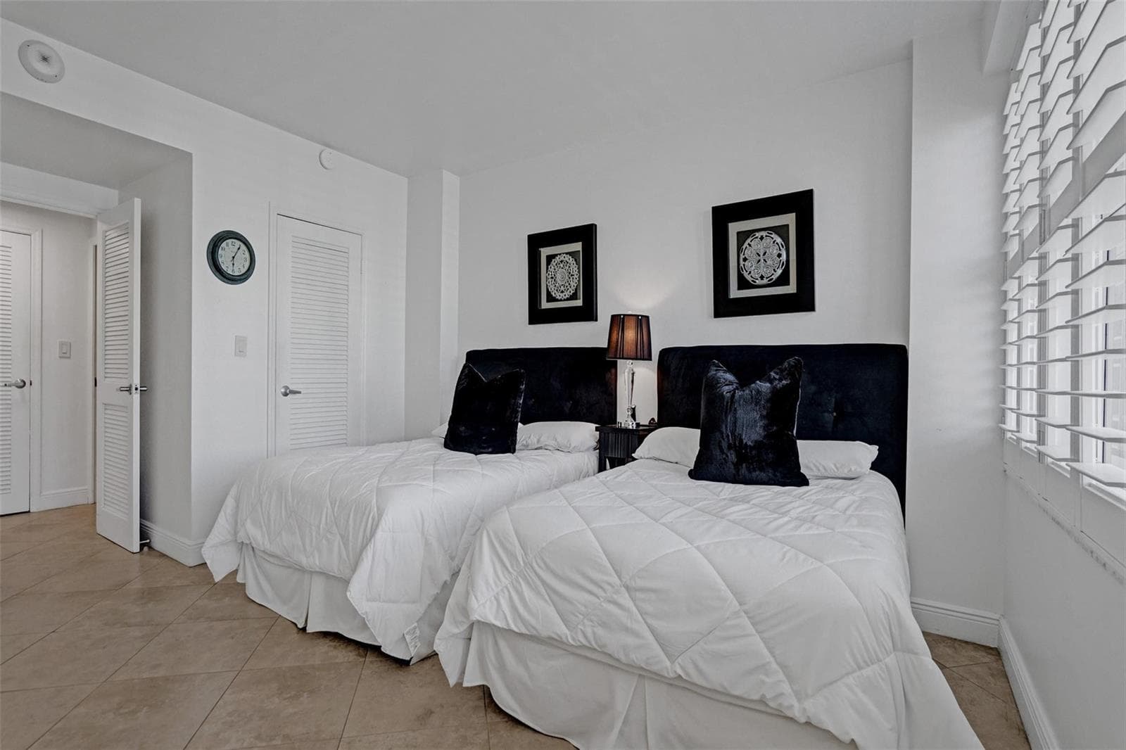 3333 NE 34th Street 1006 photo 19