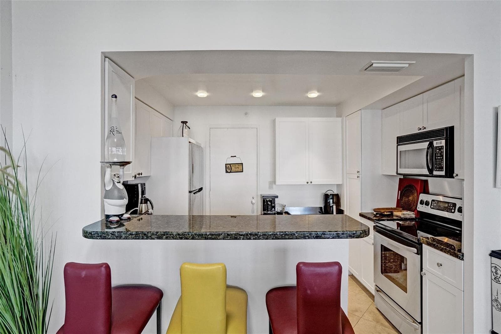 3333 NE 34th Street 1006 photo 8