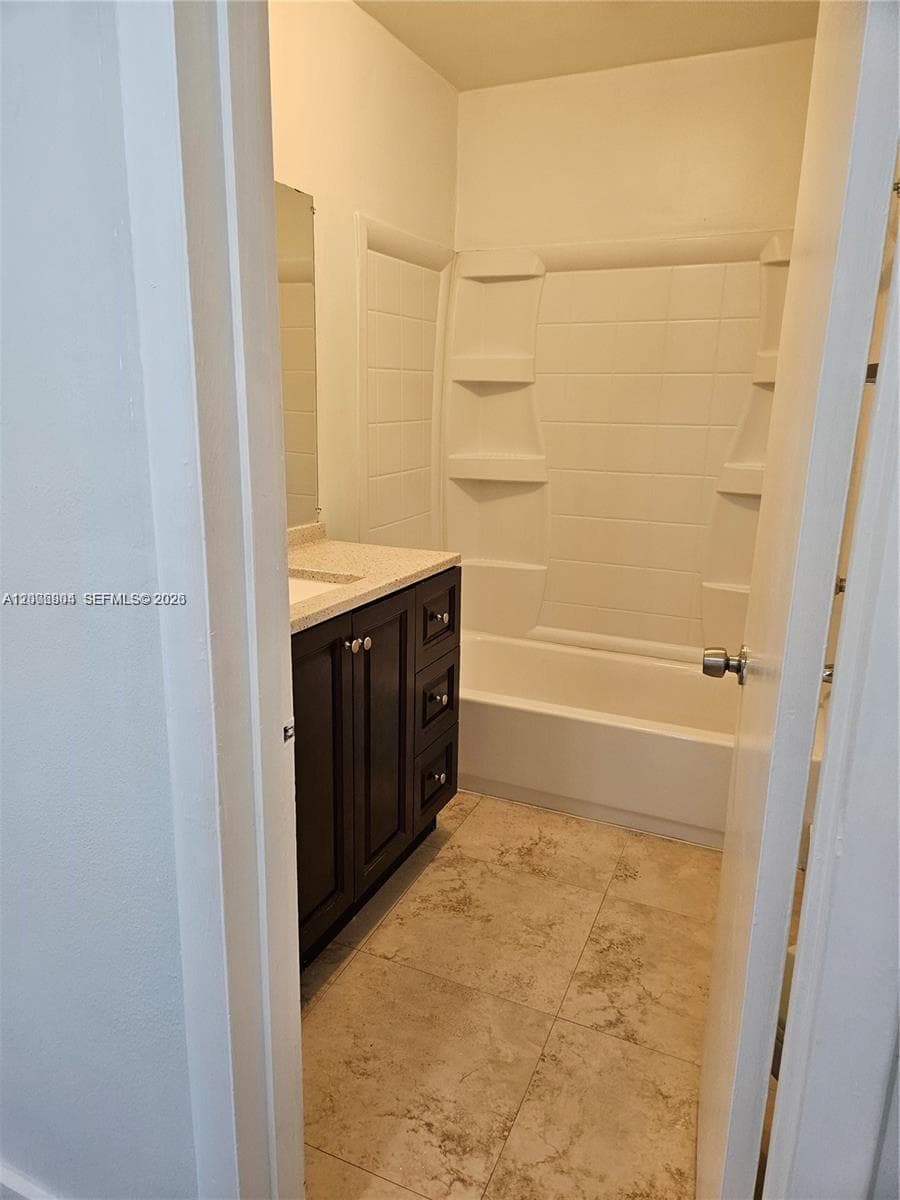 10050 Broad Channel Dr photo 13