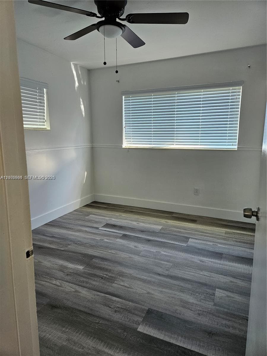 10050 Broad Channel Dr photo 11