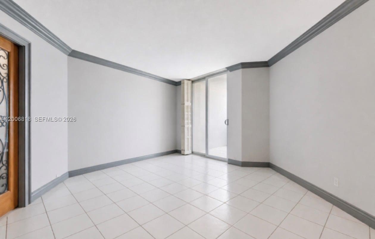 5555 Collins Ave 16A photo 16