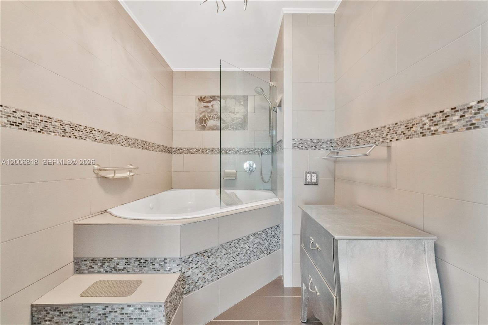 5555 Collins Ave 16A photo 14