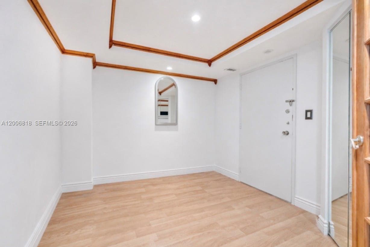 5555 Collins Ave 16A photo 18