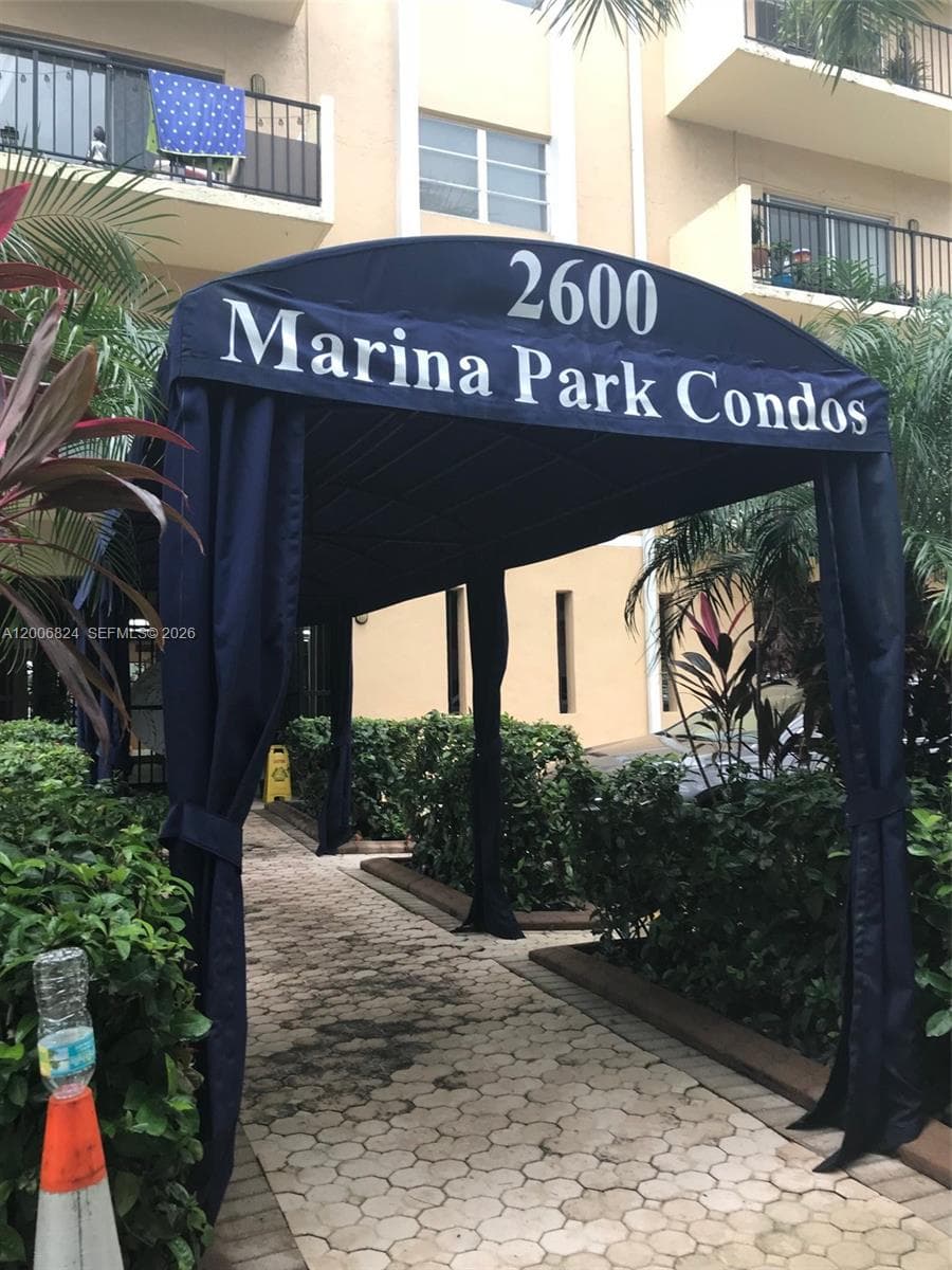 2600 135th St 3F-A photo 1