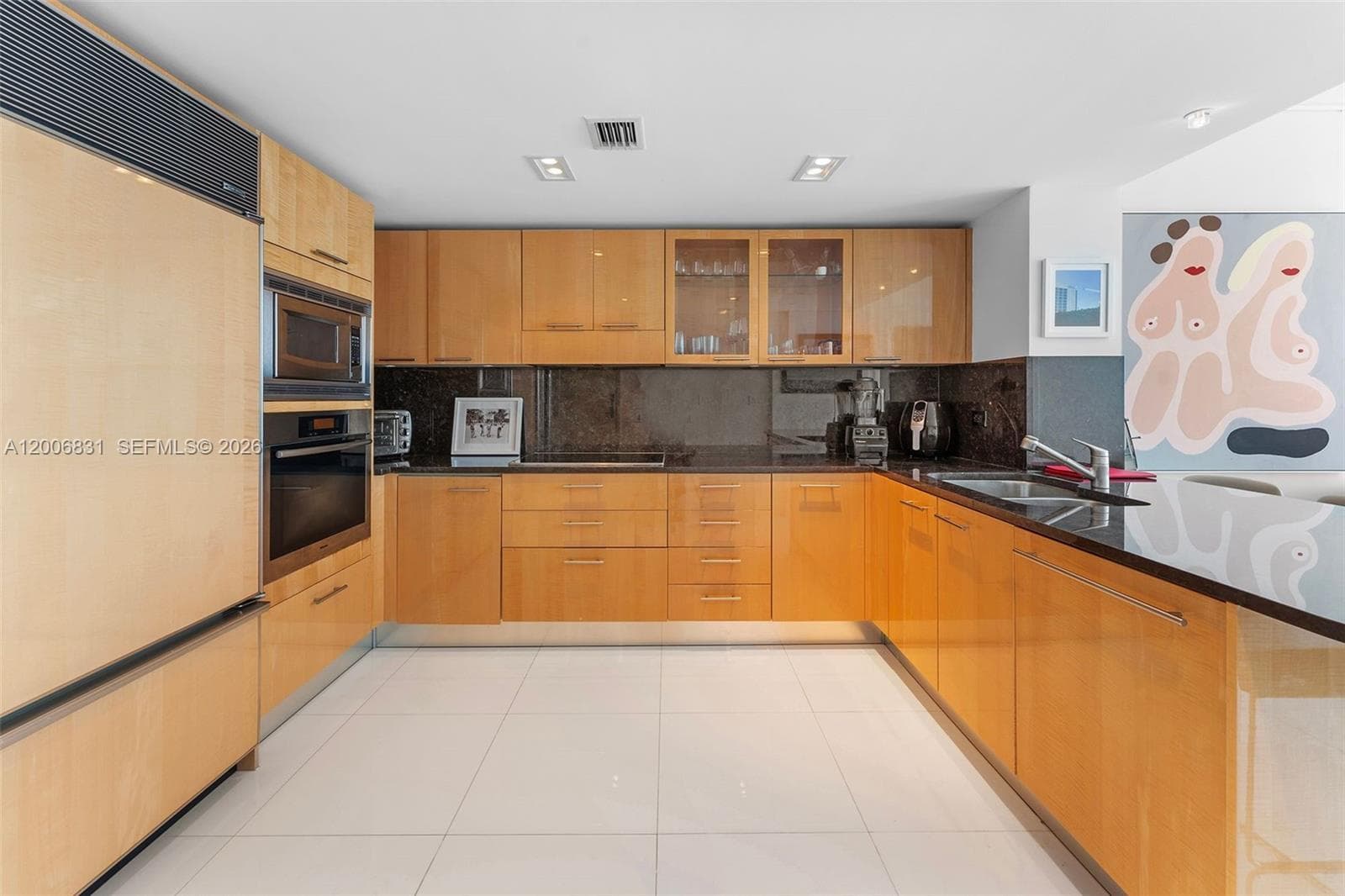 6801 Collins Ave PH01/02 photo 18