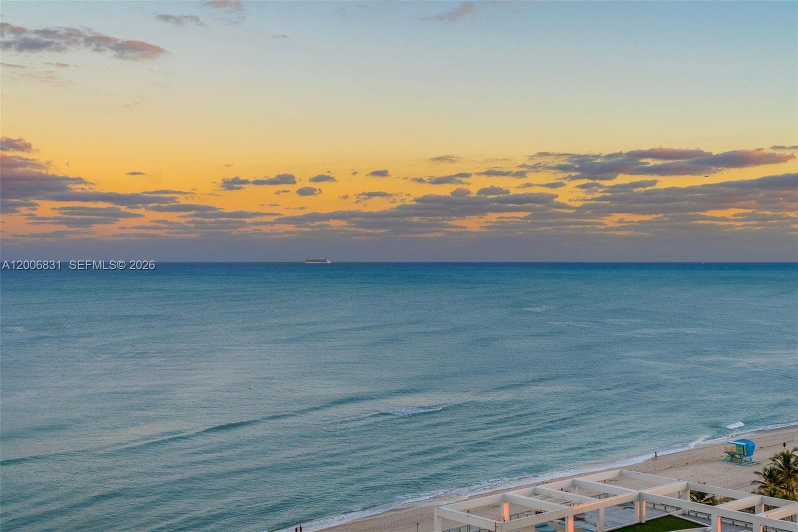 6801 Collins Ave PH01/02 photo 11
