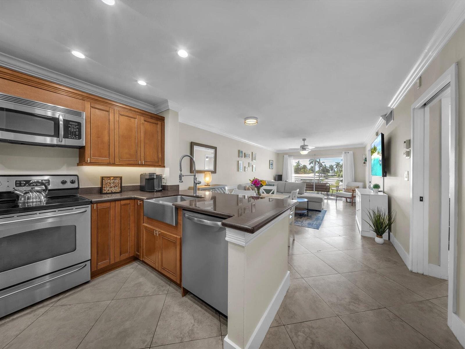 1461 S Ocean Boulevard 218 photo 15