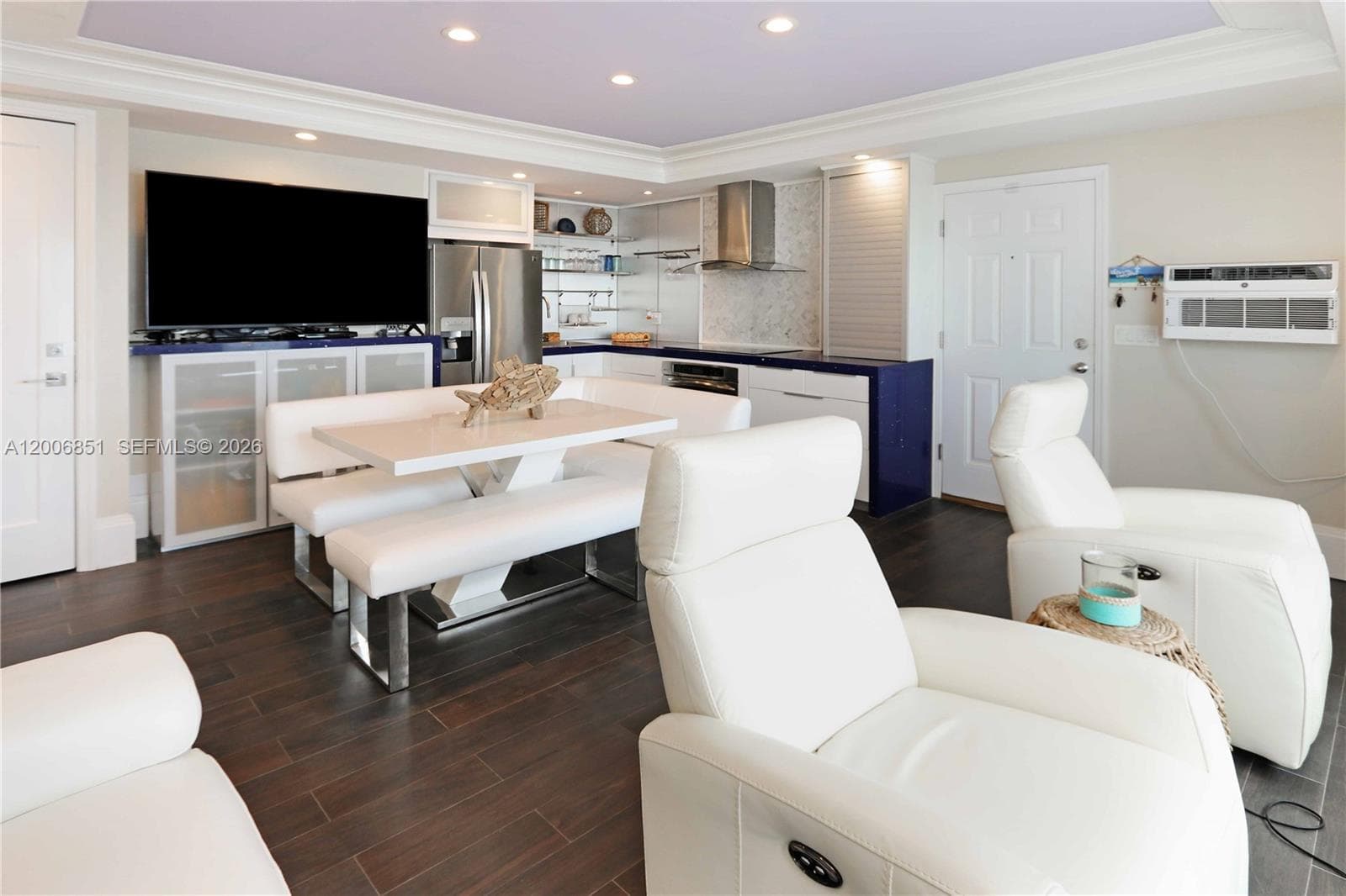 3300 Surf Rd 17A photo 6