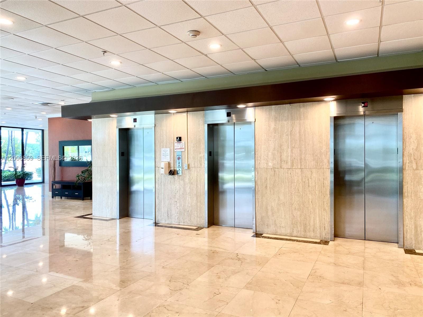 400 Kings Point Dr 608 photo 18