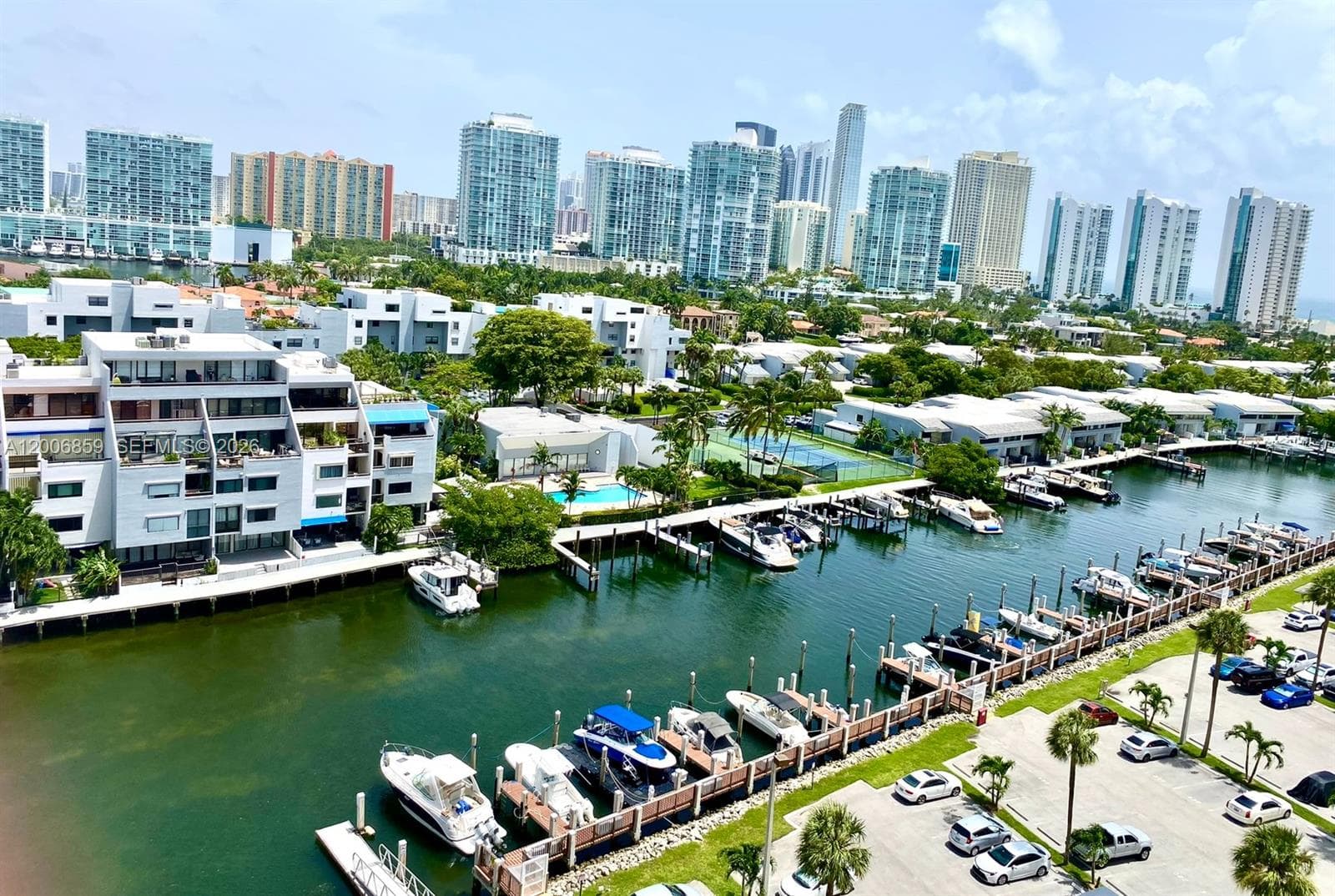 400 Kings Point Dr 608 photo 15