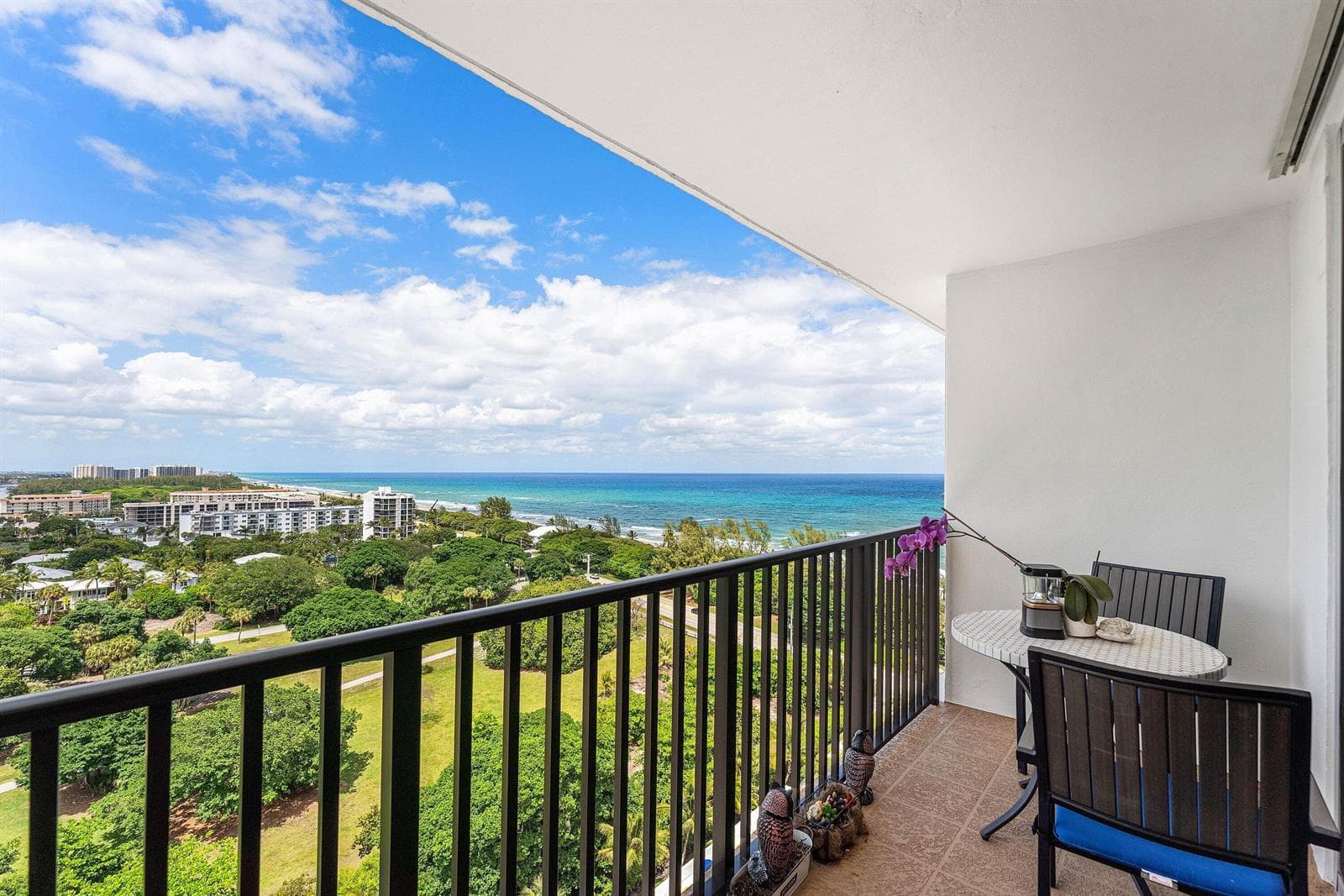 2121 N Ocean Boulevard 1704e photo 17
