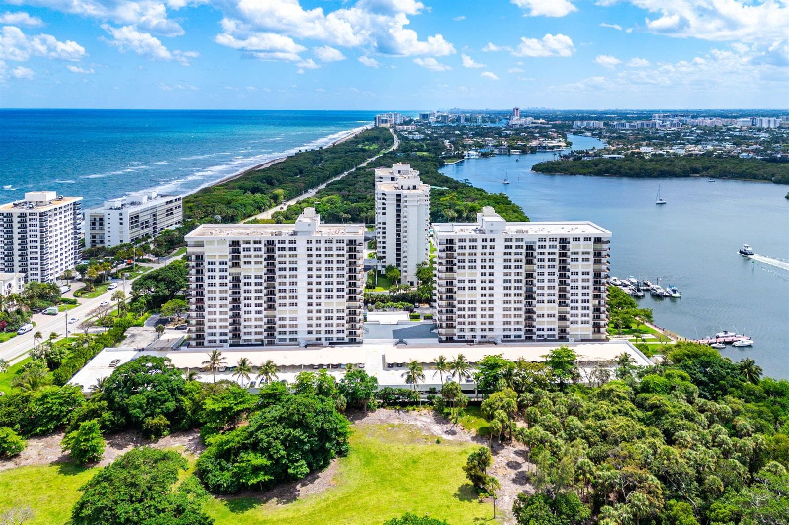 2121 N Ocean Boulevard 1704e photo 1