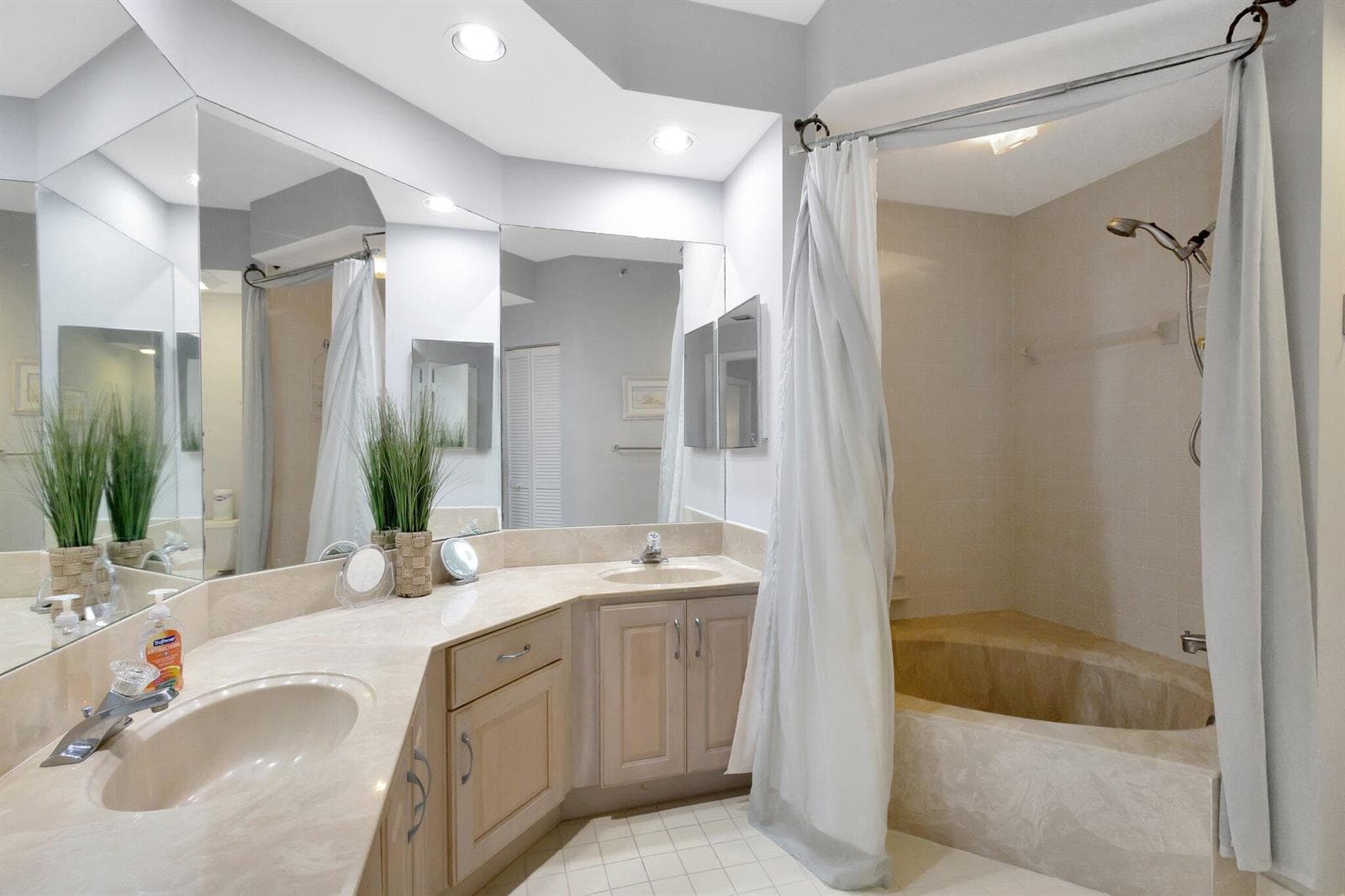 200 Waterway Road 109 photo 24