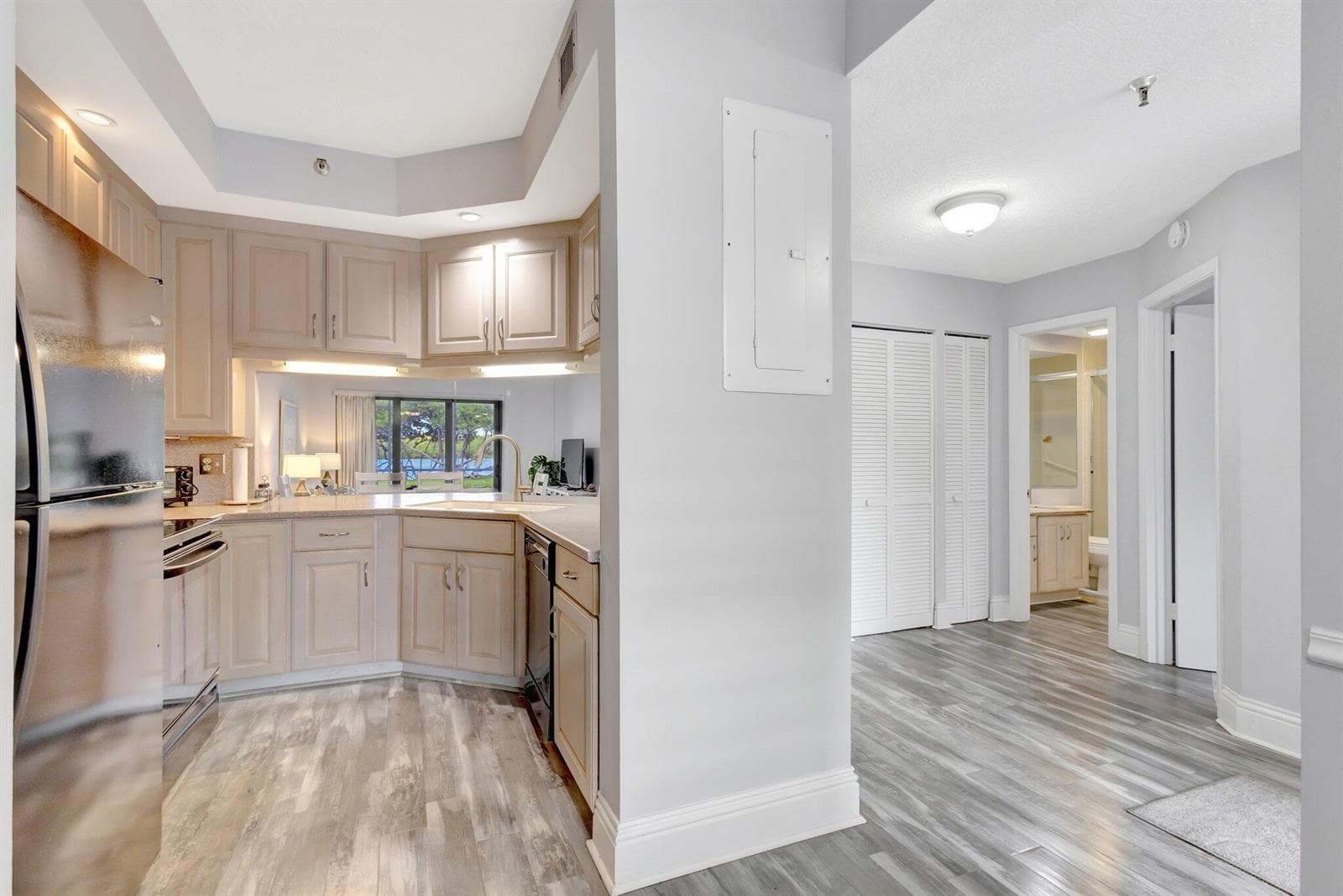 200 Waterway Road 109 photo 15