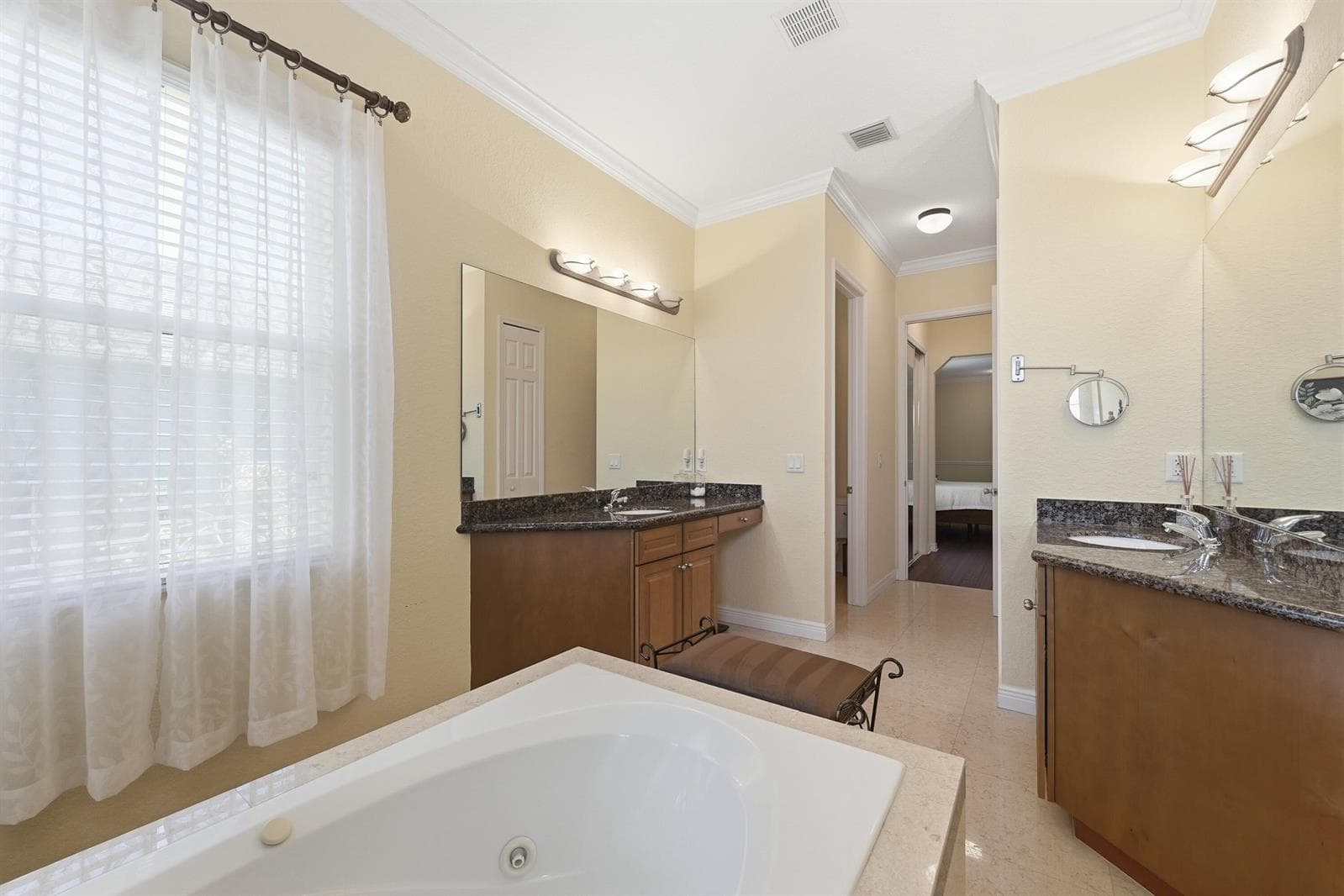 2199 SE Heathwood Circle photo 22
