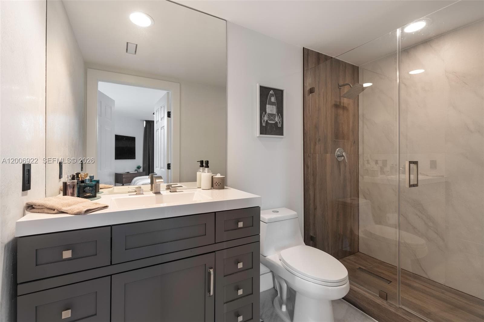 3370 Hidden Bay Dr 409 photo 17