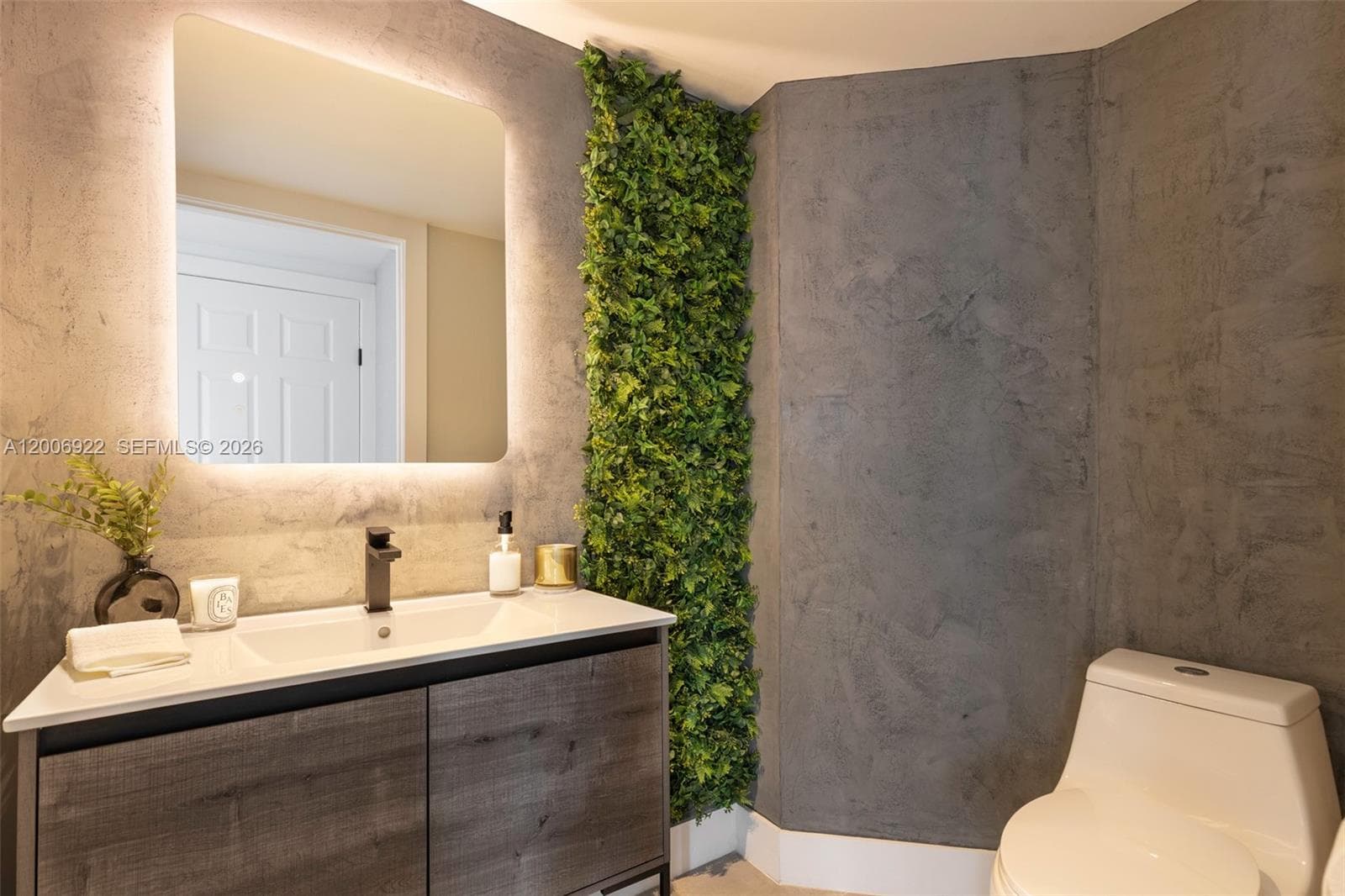 3370 Hidden Bay Dr 409 photo 9