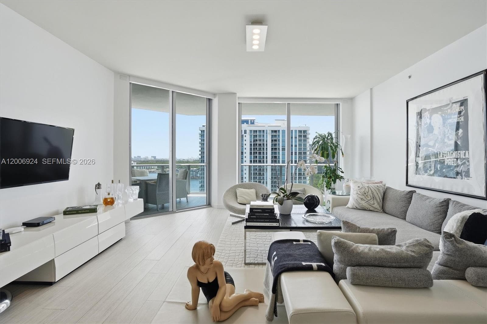 17301 Biscayne Blvd 1905 photo 6