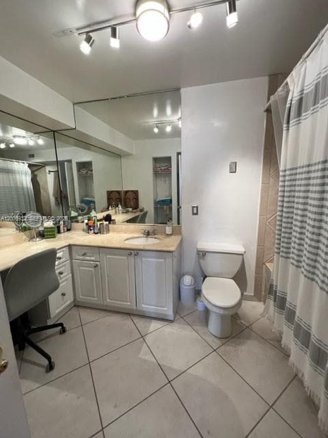 6770 Indian Creek Dr 11J photo 9