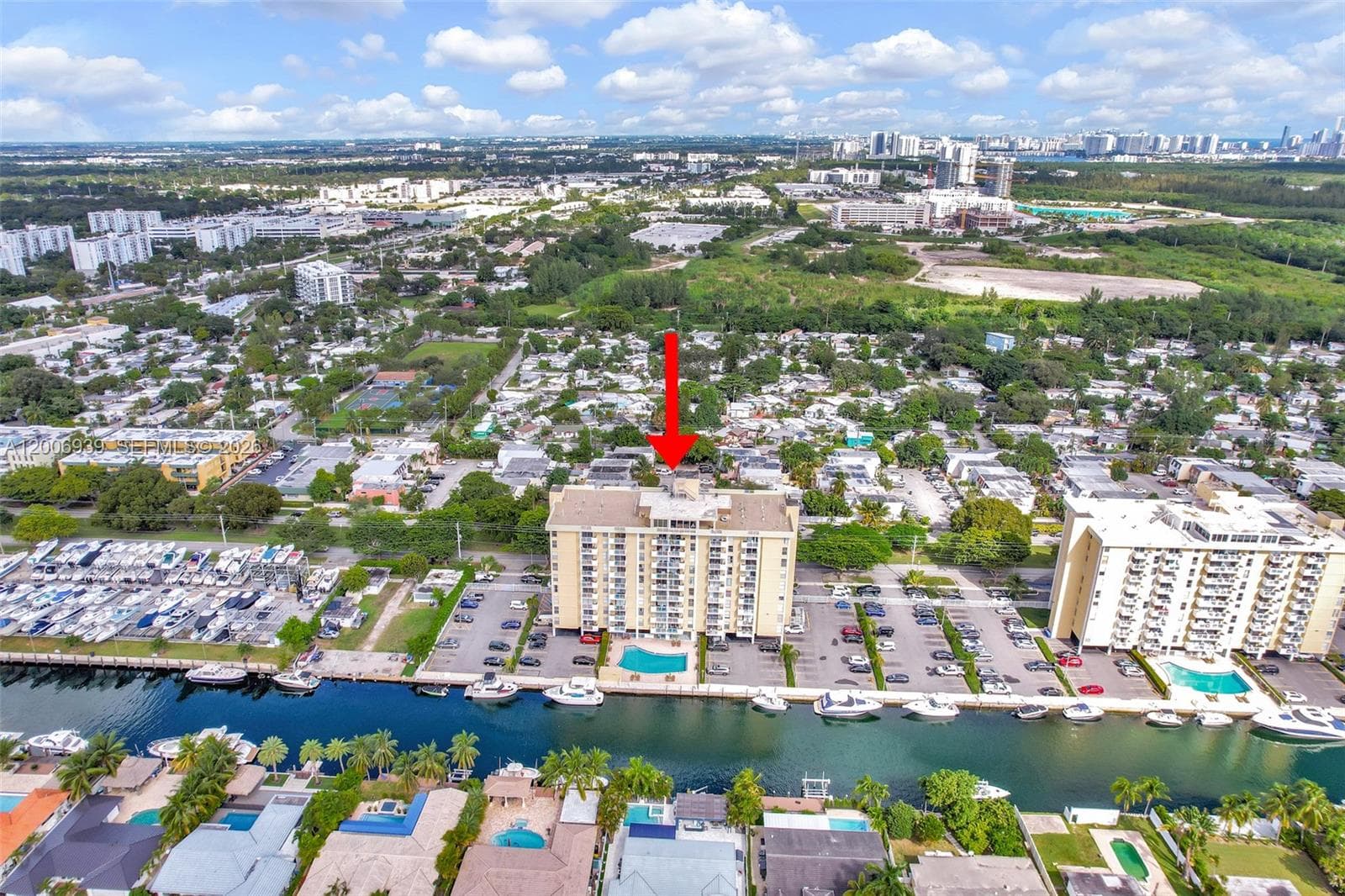 2000 135th St 411 photo 6