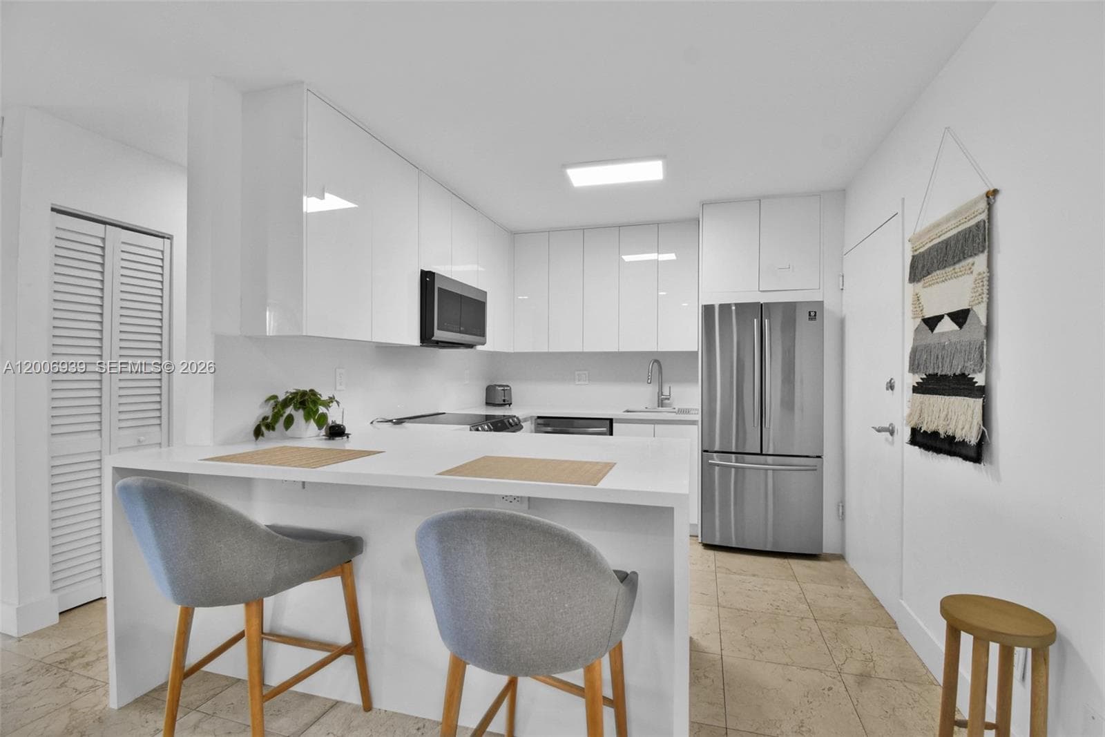 2000 135th St 411 photo 17