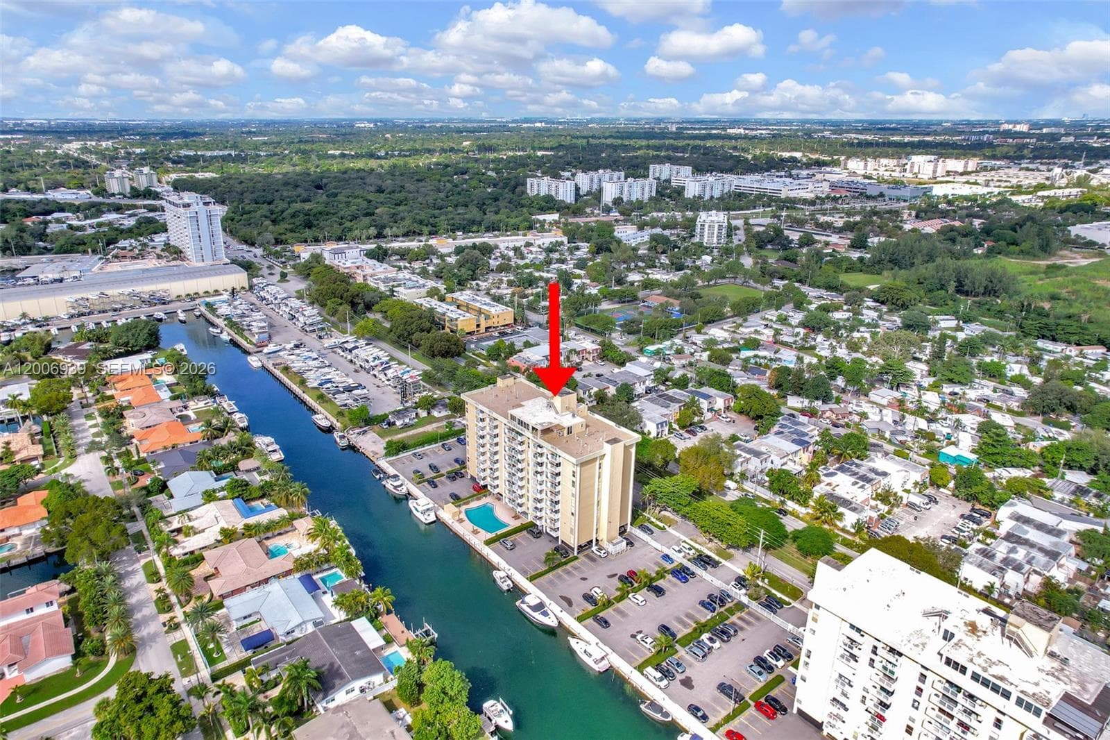 2000 135th St 411 photo 7