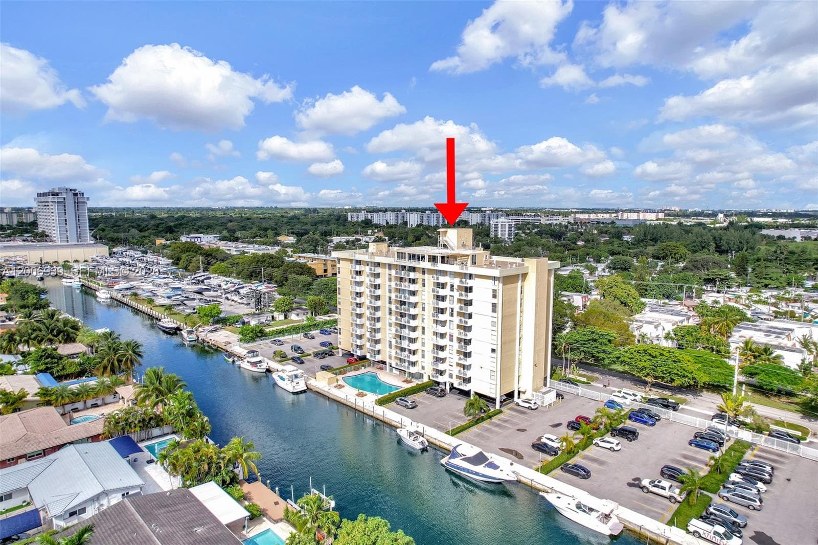 2000 135th St 411 photo 8