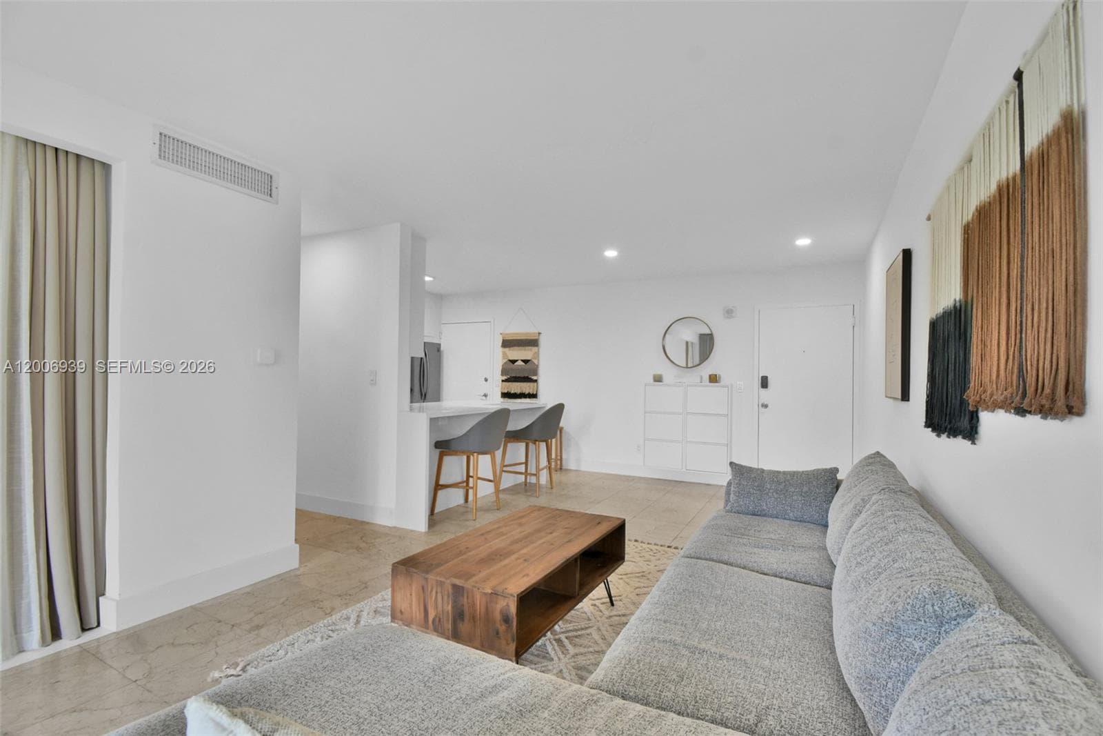 2000 135th St 411 photo 25