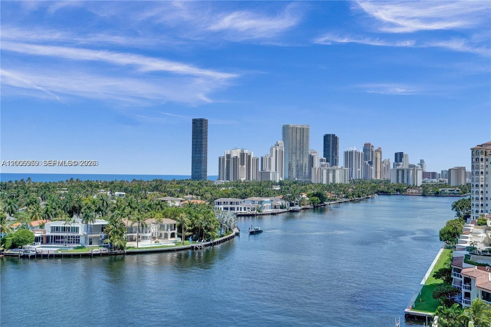 20201 Country Club Dr 1006 photo 12