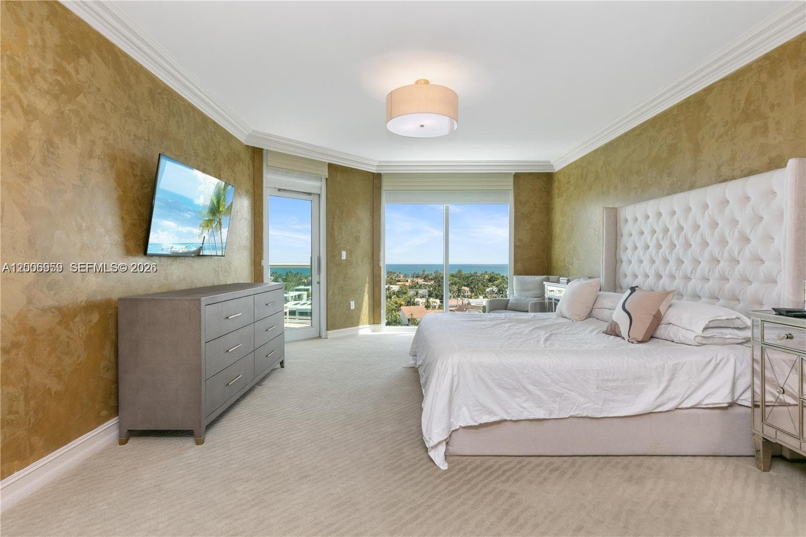 20201 Country Club Dr 1006 photo 15