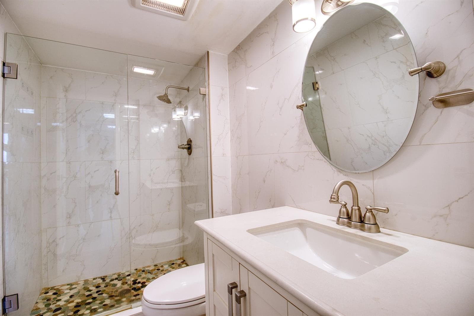 100 Bayview Drive 618 photo 16