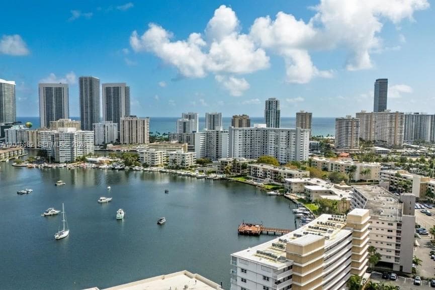 427 Golden Isles Dr 7J photo 7