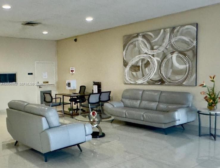 427 Golden Isles Dr 7J photo 11