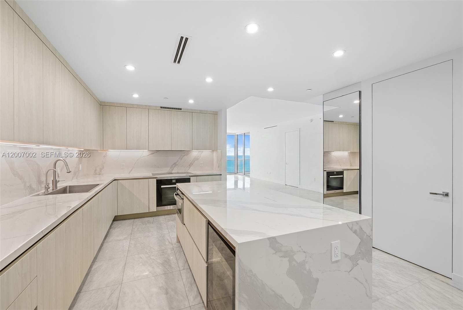 100 Pointe Dr 2107 photo 5