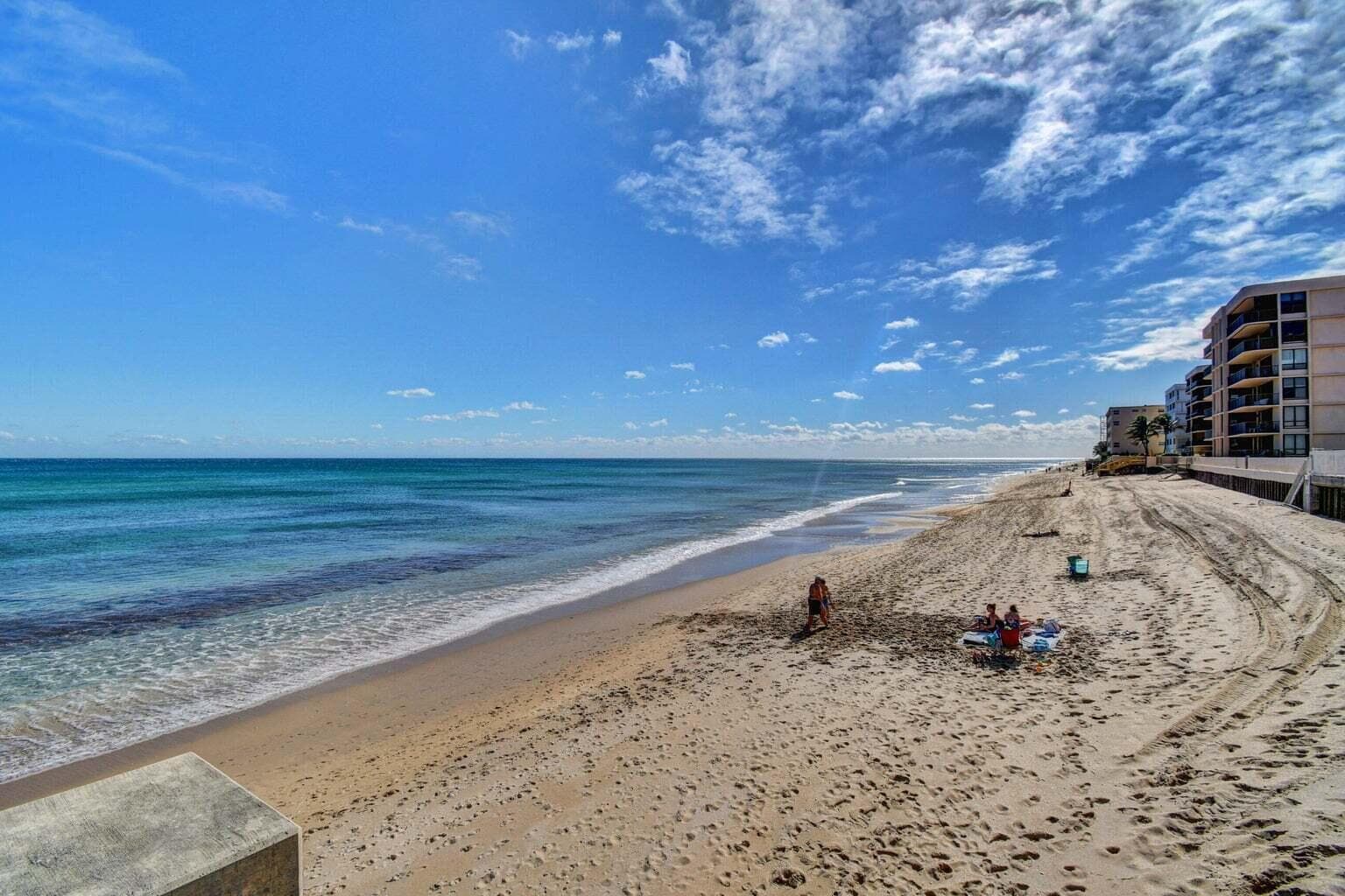 3589 S Ocean Boulevard 512 photo 3