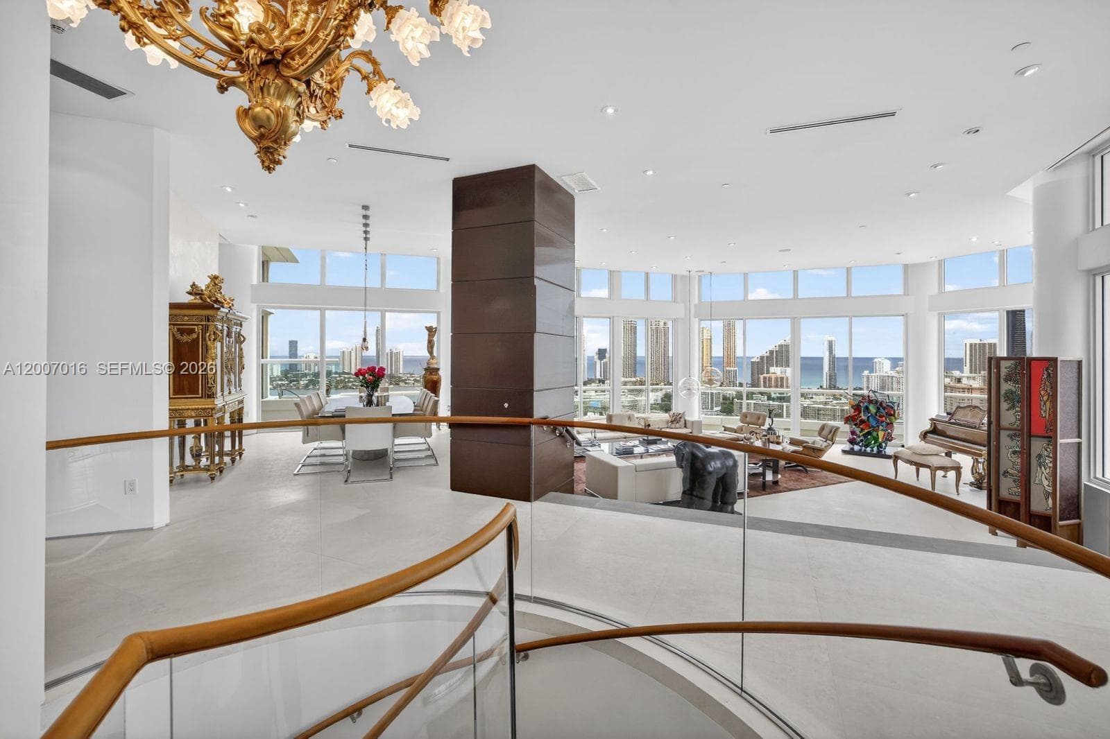 2600 Island Blvd PH-1 photo 20