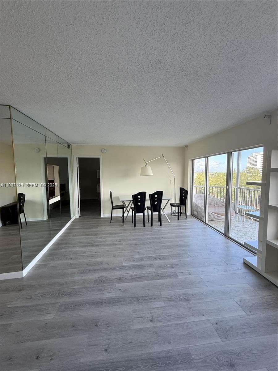 300 Diplomat Pkwy 712 photo 11