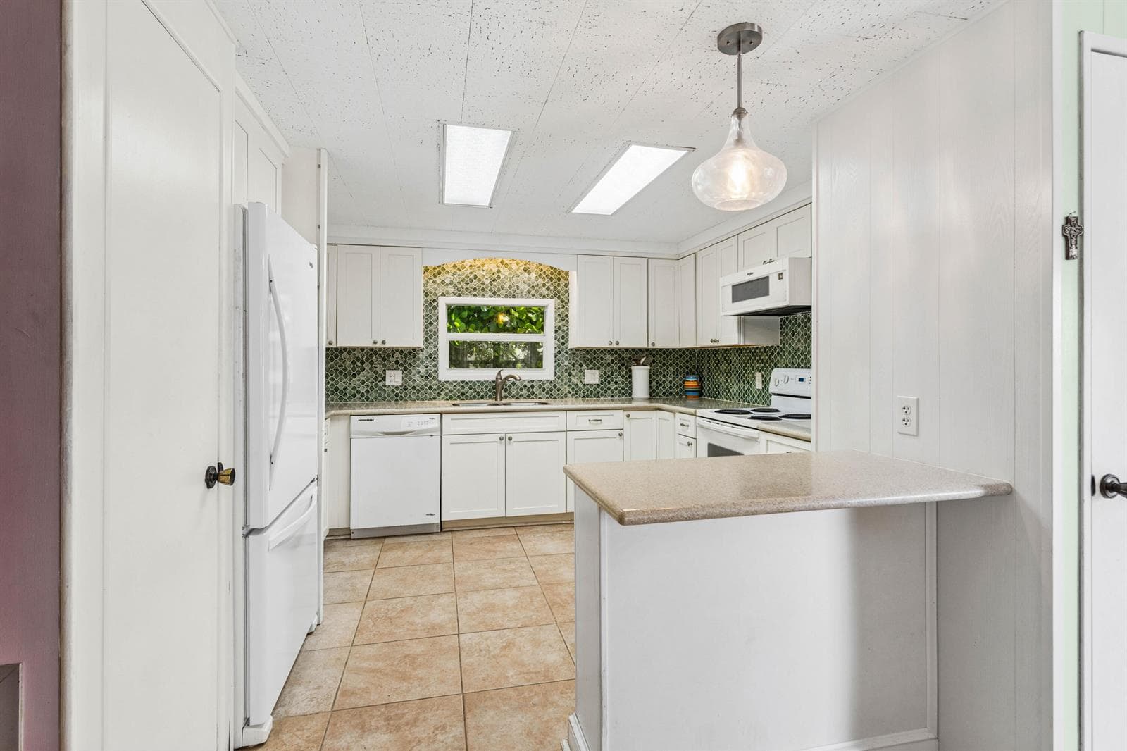 205 S Ibis Drive R photo 9