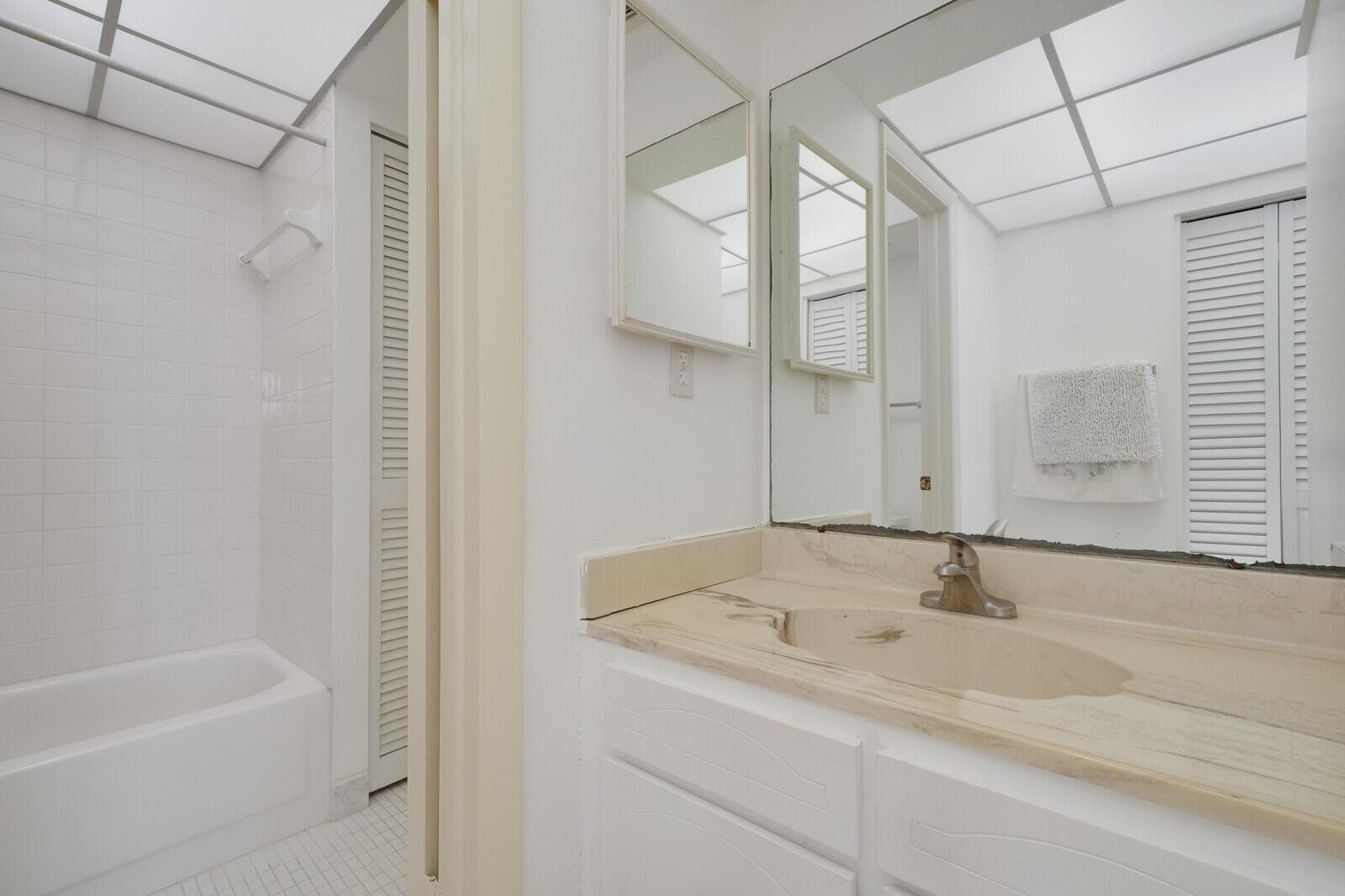 8 Royal Palm Way 401 photo 13