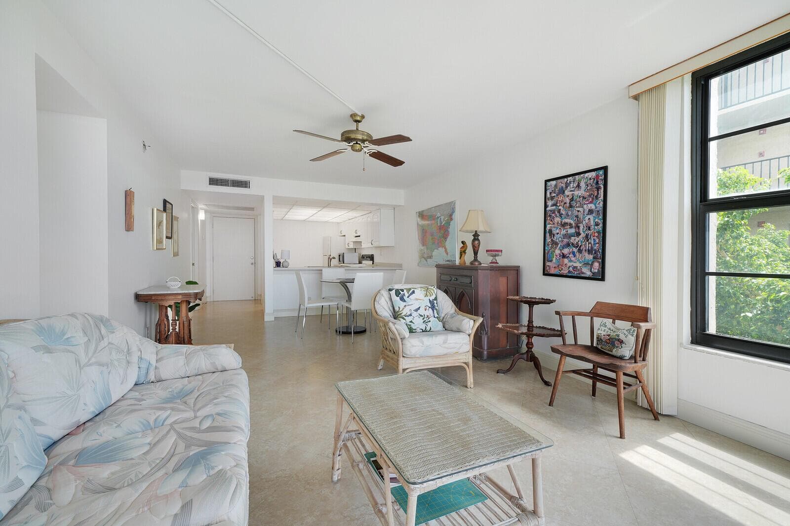8 Royal Palm Way 401 photo 7