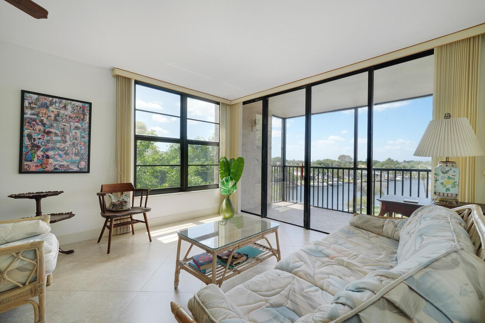 8 Royal Palm Way 401 photo 3