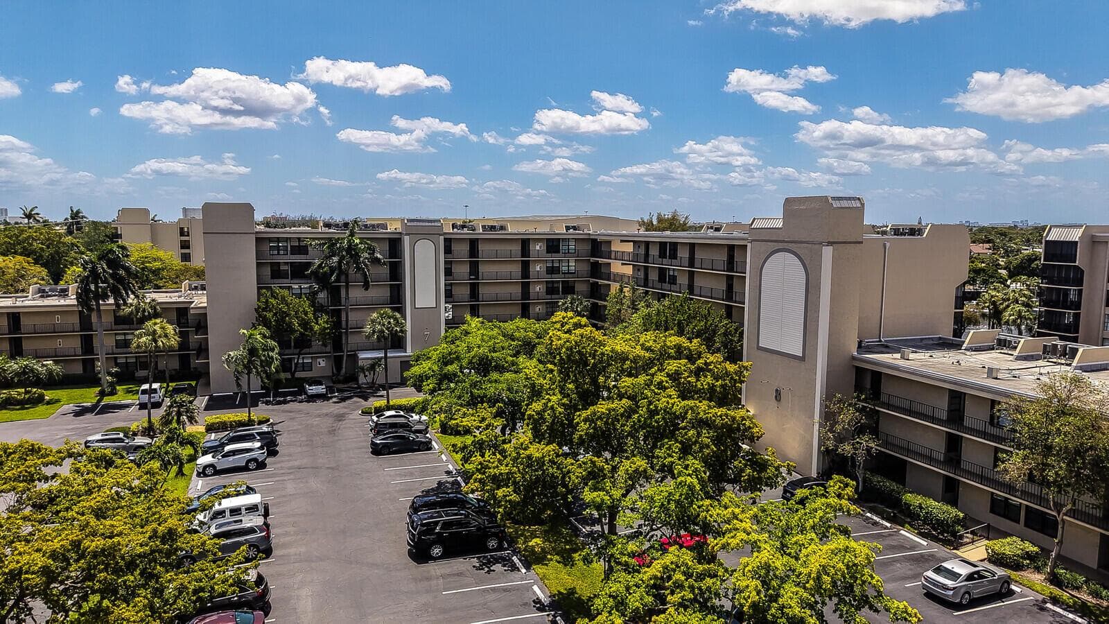 8 Royal Palm Way 401 photo 1