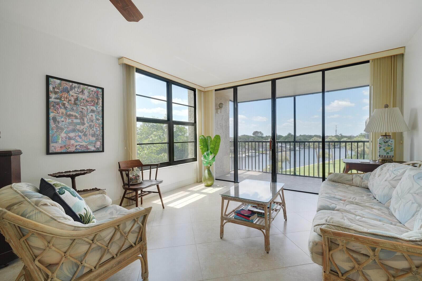 8 Royal Palm Way 401 photo 4
