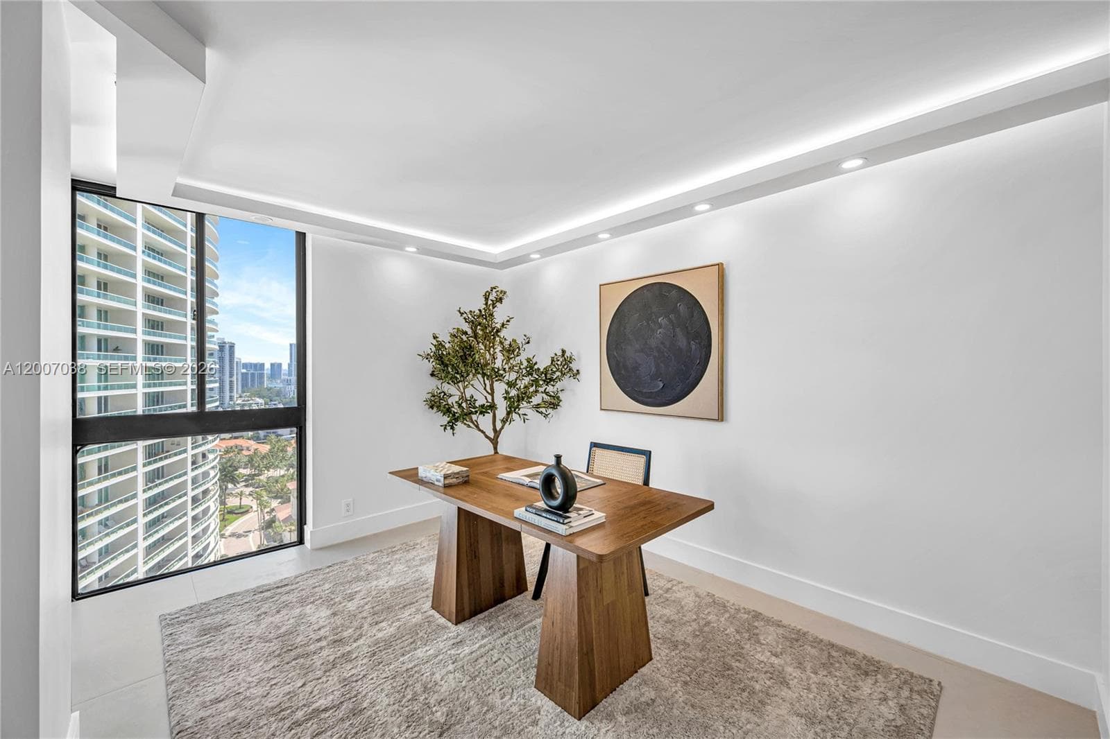20185 Country Club Dr 1904 photo 22