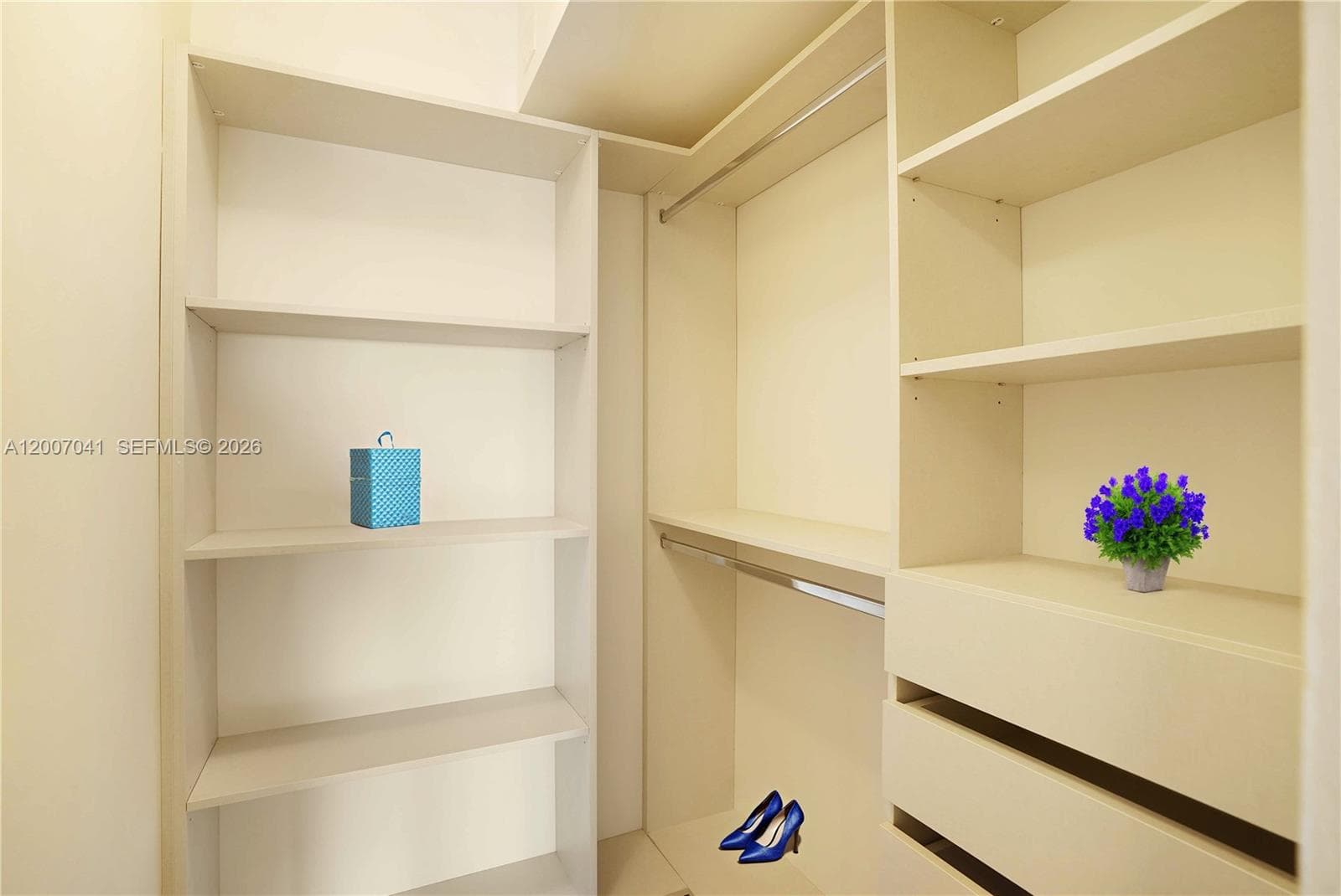 20505 Country Club Dr 836 photo 23