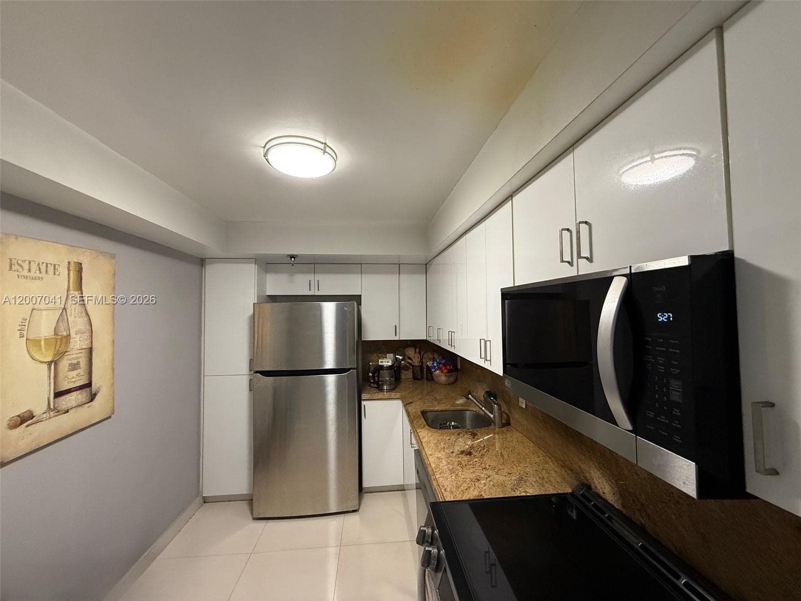 20505 Country Club Dr 836 photo 11