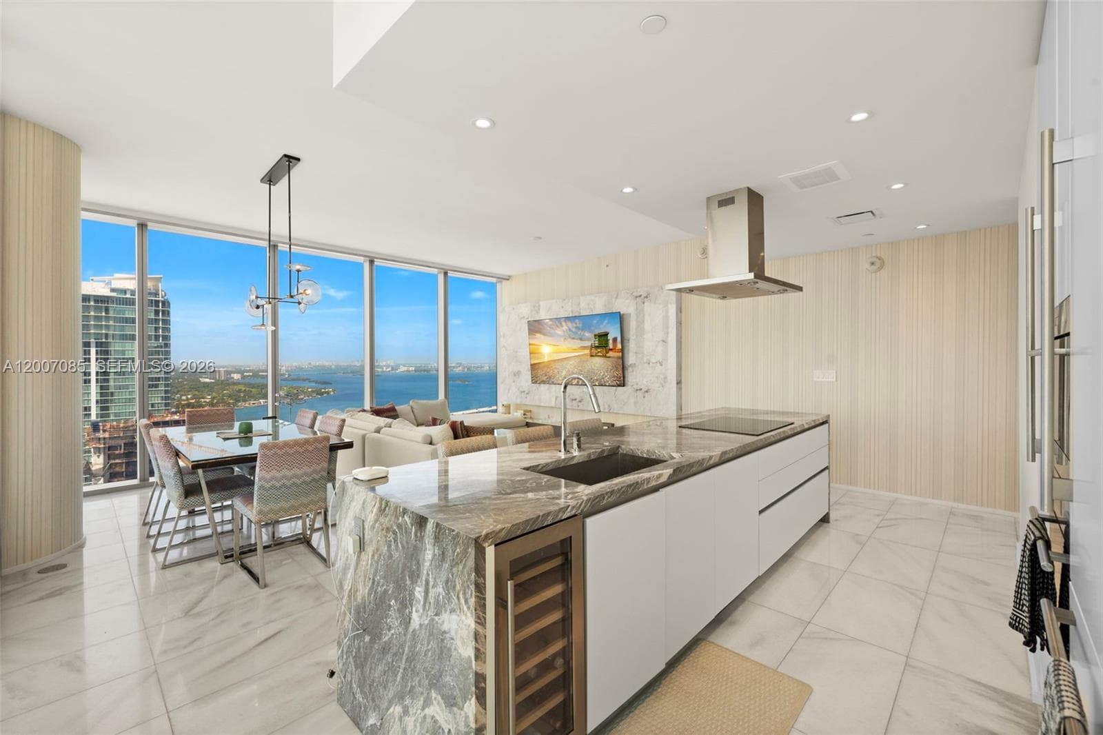 700 26th Ter 4206 photo 9