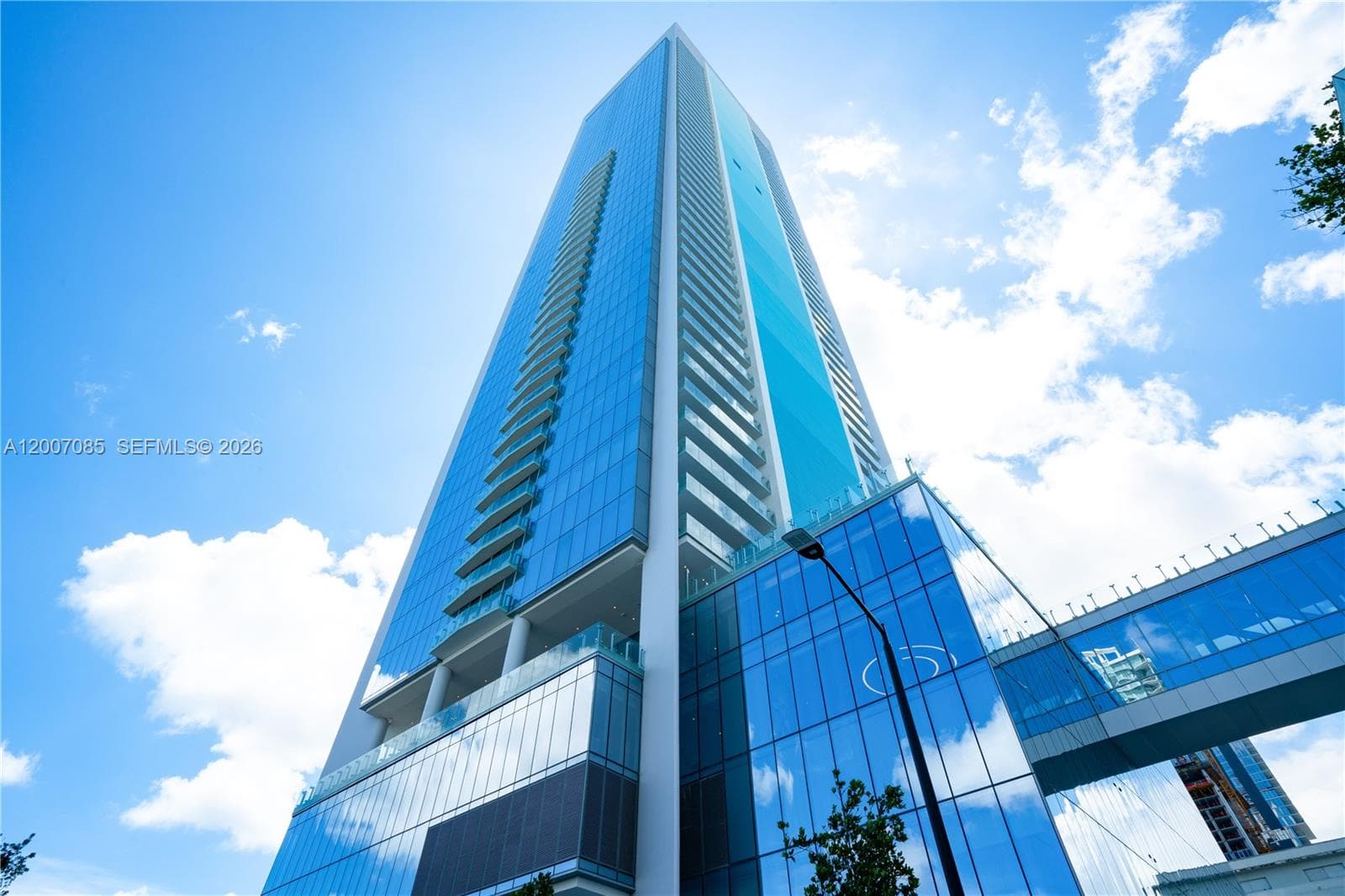 700 26th Ter 4206 photo 24