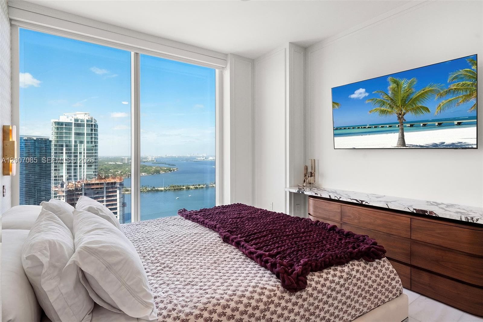 700 26th Ter 4206 photo 14